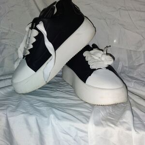 Sneaker Shine Special. Ajeeka Sleek Black and White Men's Athletic Shoes